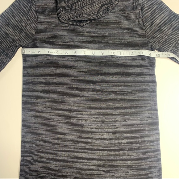 Fabletics Megan Seamless Lurex Pullover - Picture 6 of 11